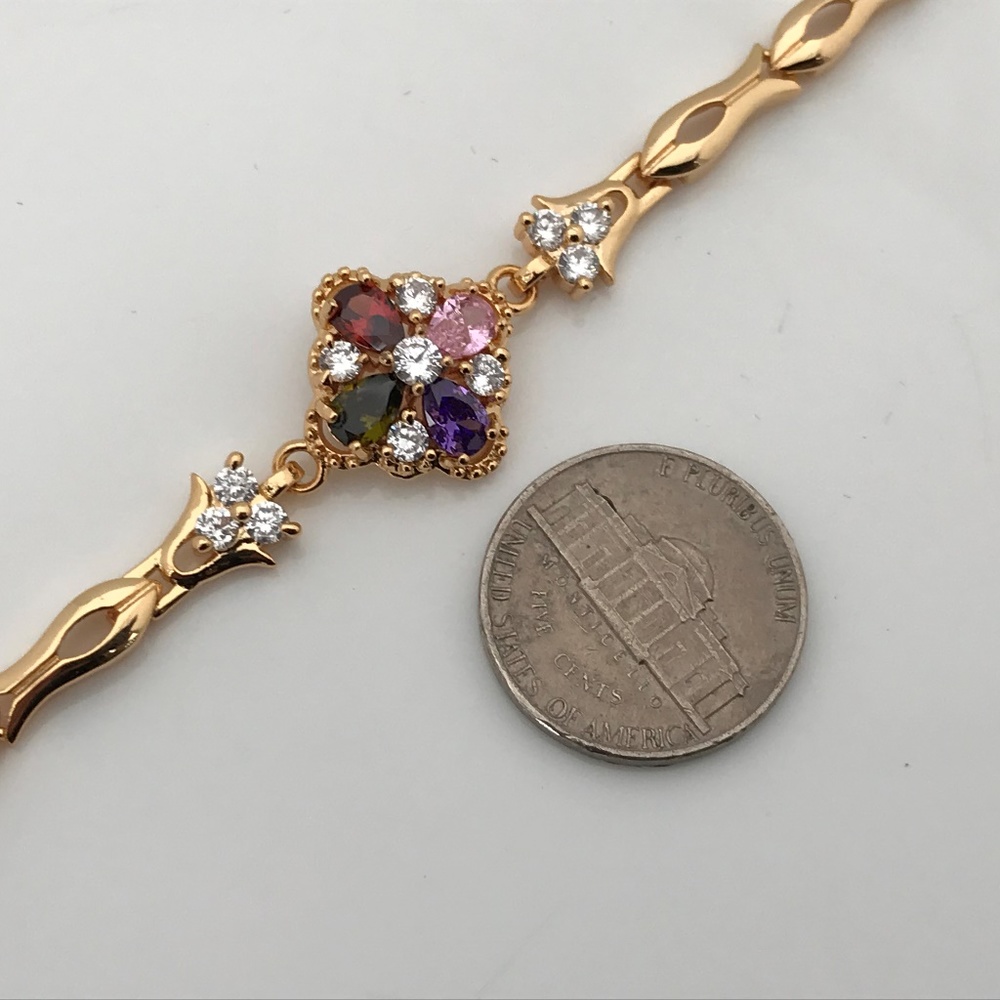 Women Bracelet Fancy Gold Tone Cuff Metal Bracelet - Picture 6 of 8